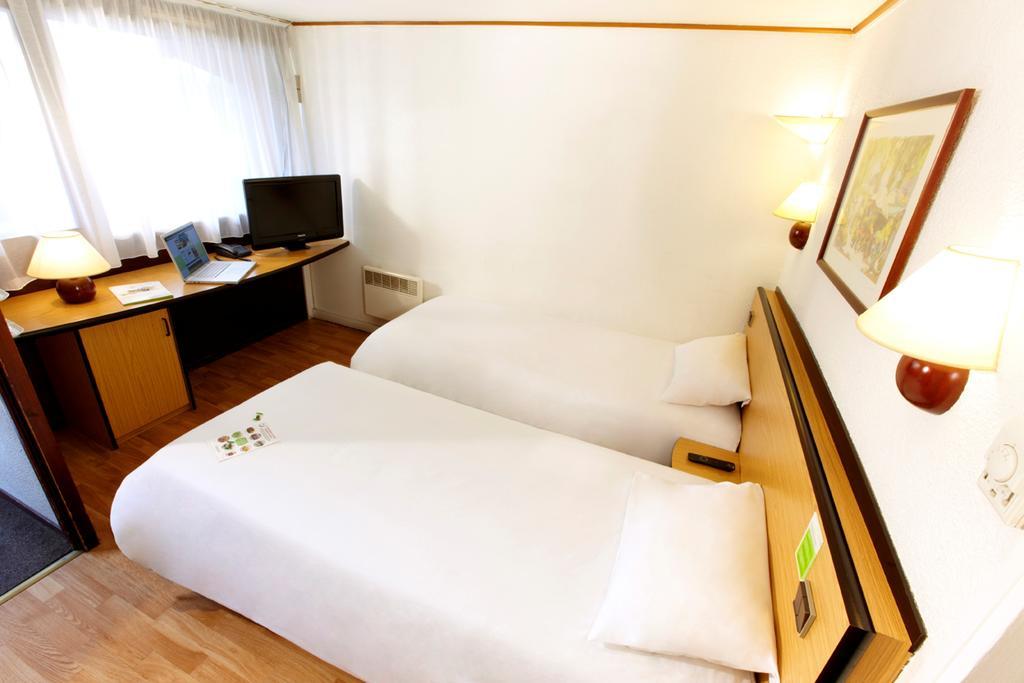 Campanile Hotel 3*