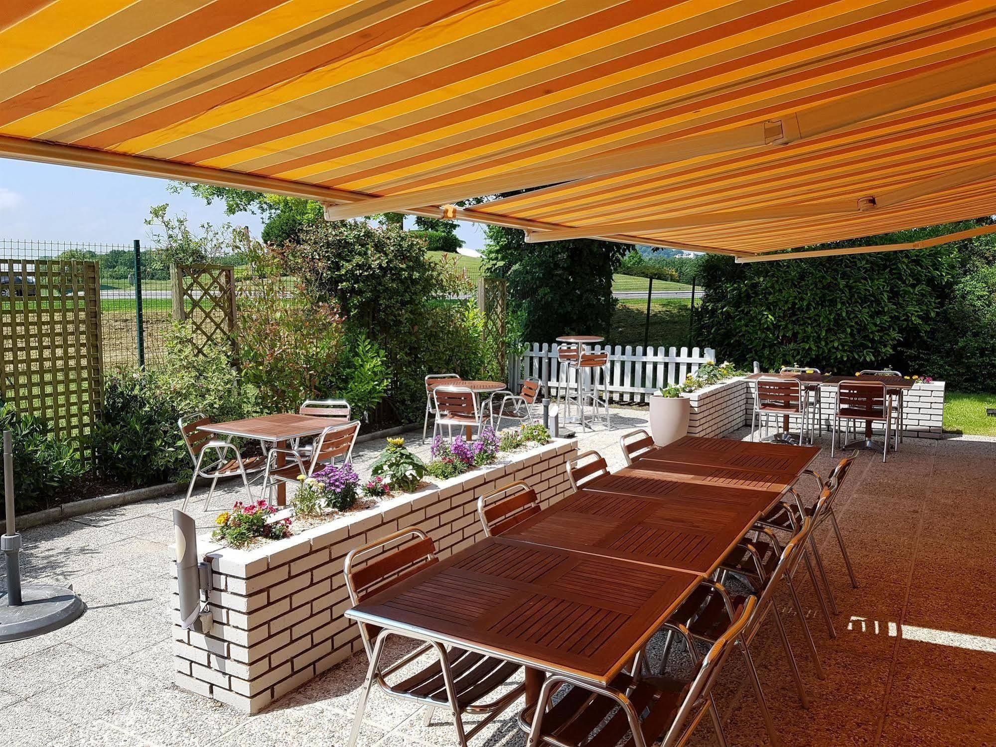 Campanile Hotel 3*